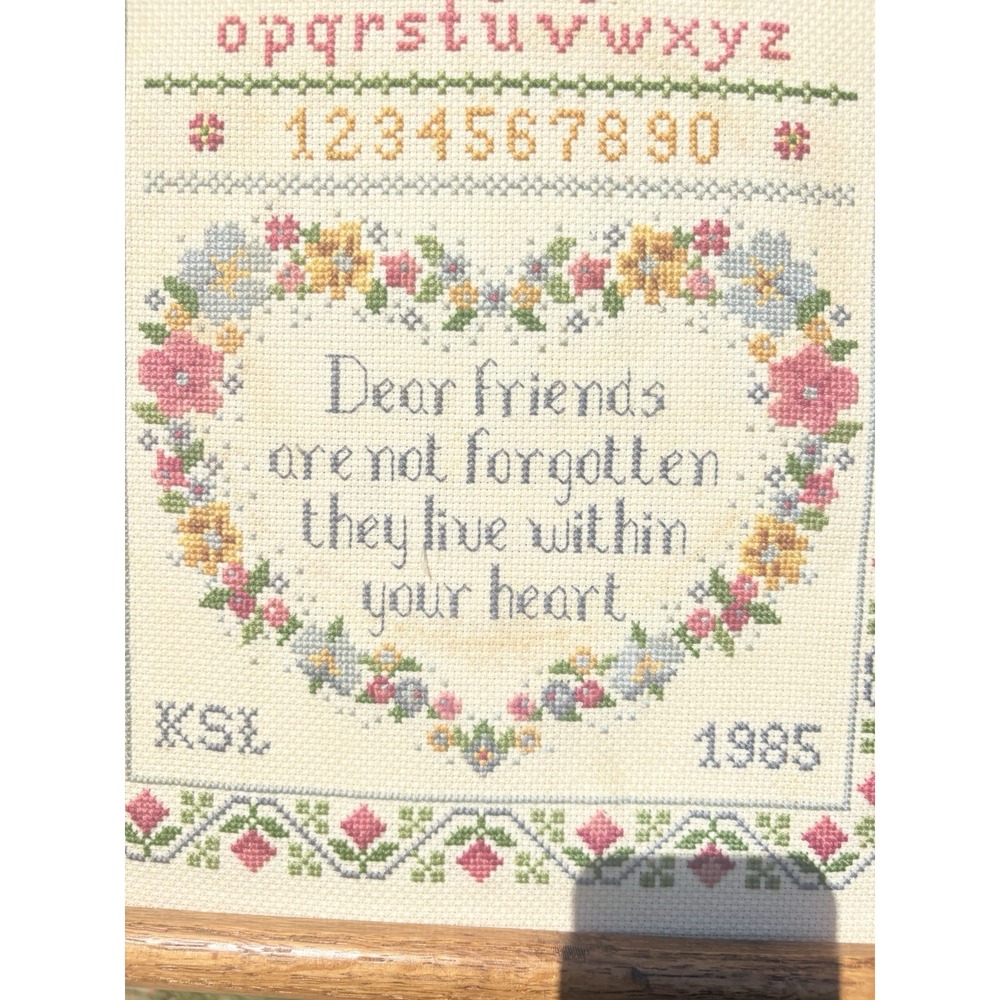 Vintage Framed Cross Stitch Sampler Dear Friends Live Within Your Heart 12 X 15 - Picture 9 of 9